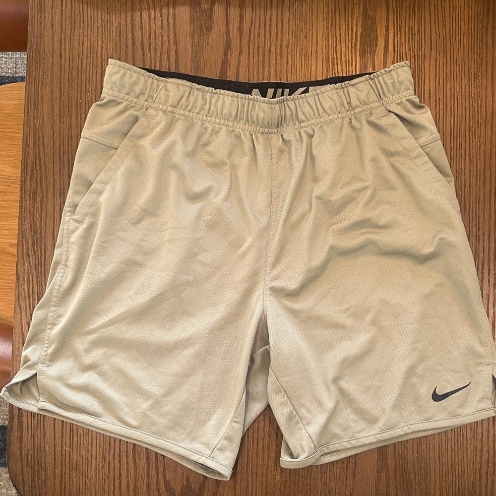 Nike Men's Beige Athletic Shorts